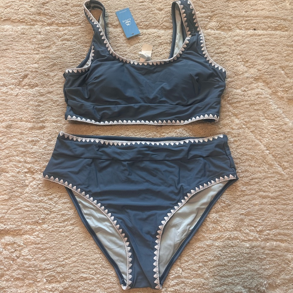 Cupshe Blue and White Bikini Set